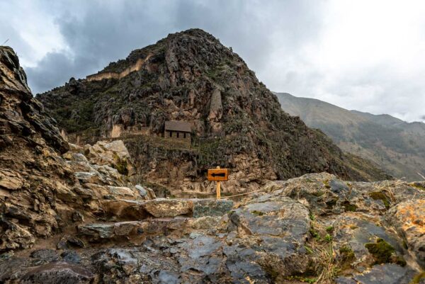 una tarde en el centro arqueologico de ollantaytambo en el valle sagrado